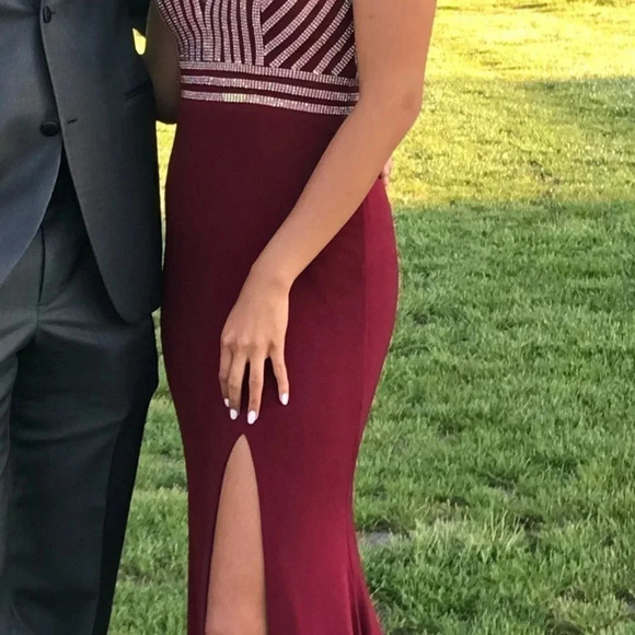 Prom Homecoming Bridesmaid Wedding Formal Long Gown Red Maroon - Picture 13 of 16